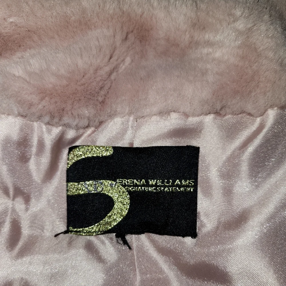 Serena Williams Pink Fur Jacket - Picture 5 of 5